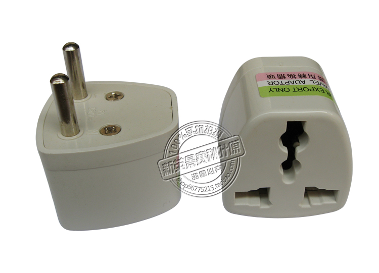 European-style two-foot travel conversion plug Small European standard conversion socket Travel abroad power conversion head