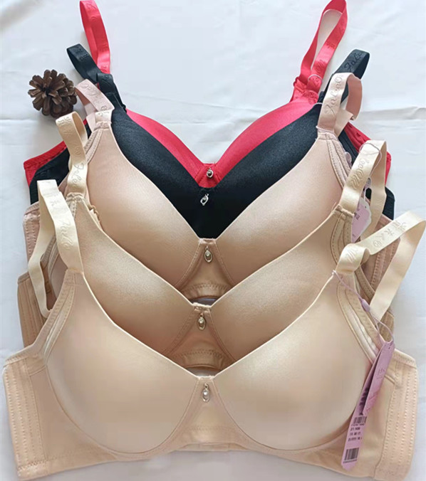 Authentic Noble Lady Bra Fa8368 Smooth Surface Without Underwire B Cup Thin Style Sleep Comfortable Lift-Up Women's Underwear
