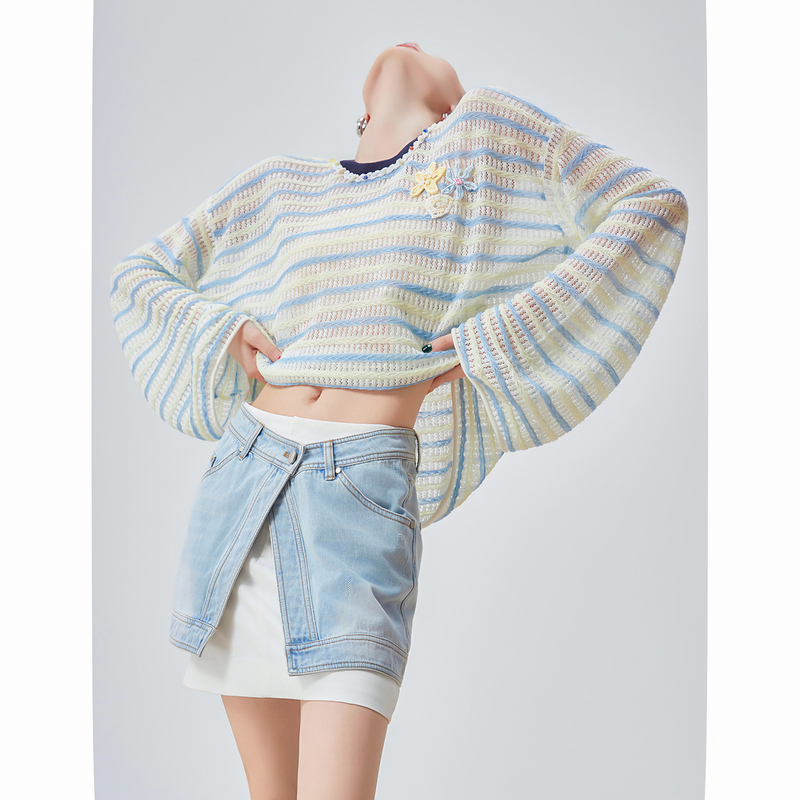 Blue Striped Shell-Decorated Round-Neck Hollow-Out Long-Sleeve Knit Top for Women, Korean Style, Loose and Casual Blouse, Trendy