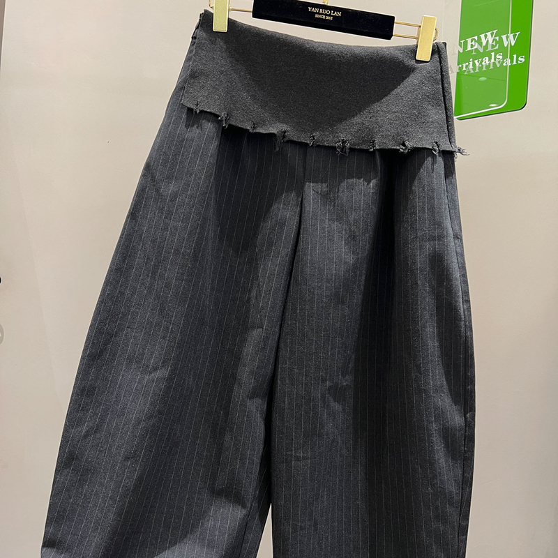 European High-End 2026 Autumn New Style Uf Waistband Patchwork Ripped Design Faux Two-Piece Striped Casual Pants Cropped Pants European High-End 2026 Autumn New Style Uf Waistband Patchwork Ripped Design Faux Two-Piece Striped Casual Pants Cropped Pants