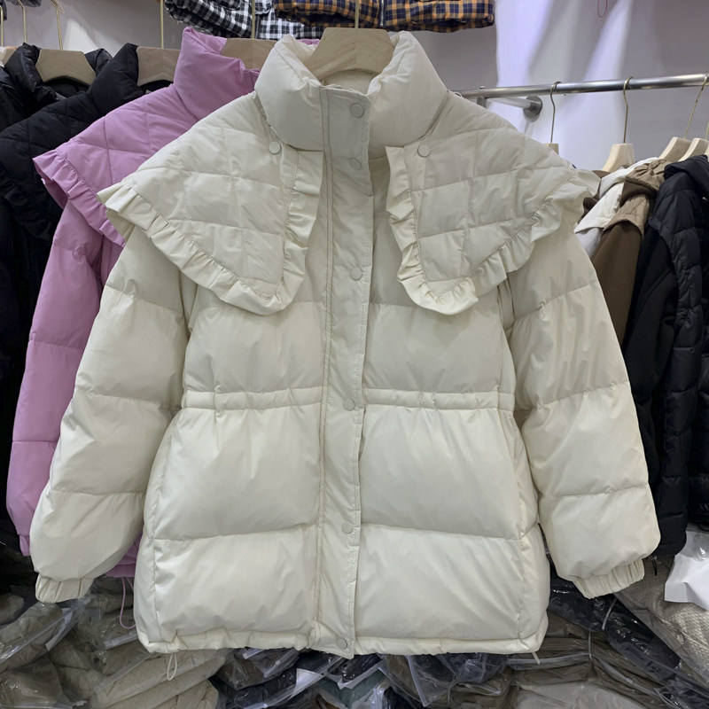 Foreign style doll collar down jacket women 2022 winter new Korean version loose fashion thickened small padded jacket jacket