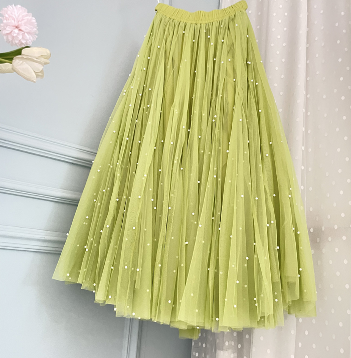 Queen's Custom-Made Green Oversized Skirt with Pearl Embellishments, Lemon Green Irregular Hem, Yellow-Green Half-Length Ladylike Tulle Skirt