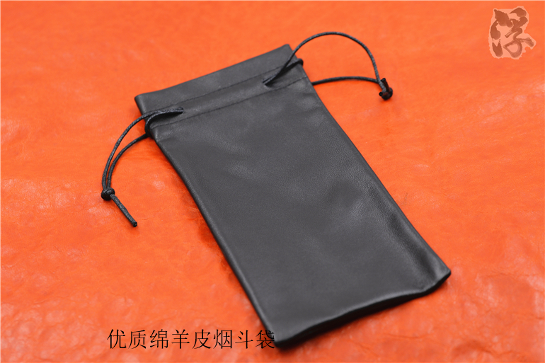 High-quality leather pipe bag Pipe bag Sheepskin delicate and soft suitable for all sizes of prices close to the people