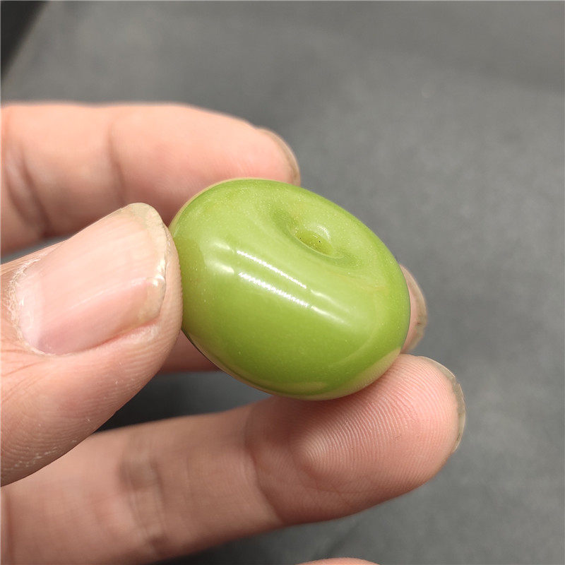 Natural luminous stone pendant safety buckle pendant Thickened Bread Circle Night Pearl Pendant Night Pearl Original Stone Ultra Bright