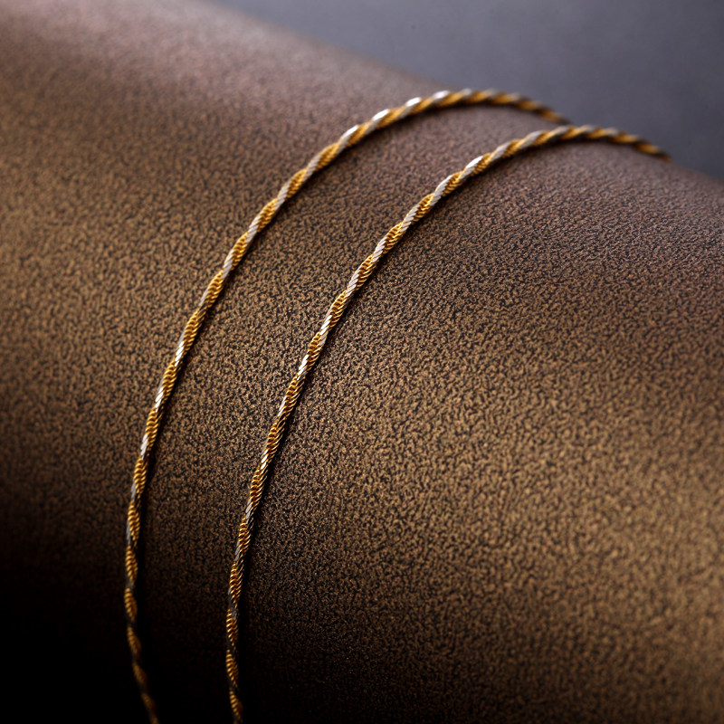 Hong Kong Gold Jewelry Italian Colored Gold and Platinum Two-Tone Twisted Rope Necklace 18Kau750 Clavicle Chain