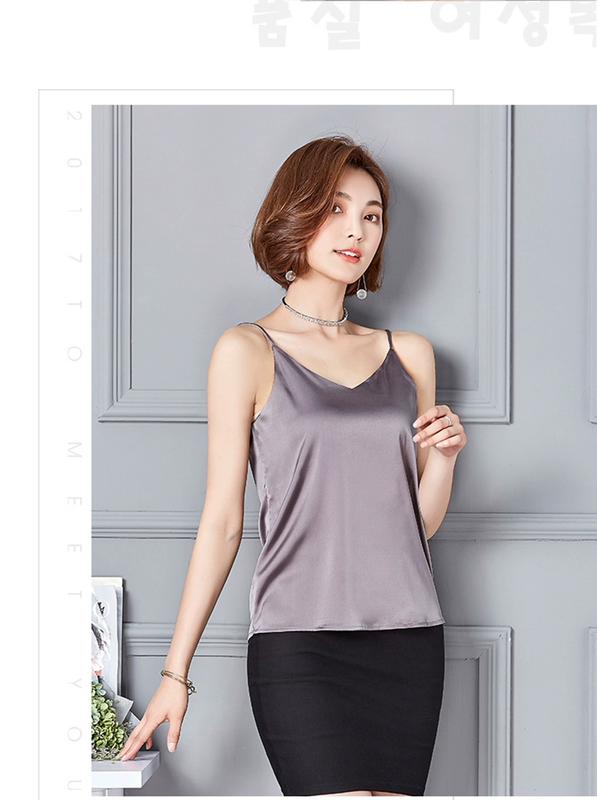 Áo lụa yếm nữ chạm đáy lụa đen gợi cảm sâu cổ chữ V mặc không tay bên trong ngắn áo ống