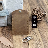 Желто-коричневая среднешерстная кривая среднего держателя средней карты