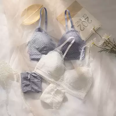 Underwear women's thin summer students high school girls small bras gather comfortable without steel ring underwear set