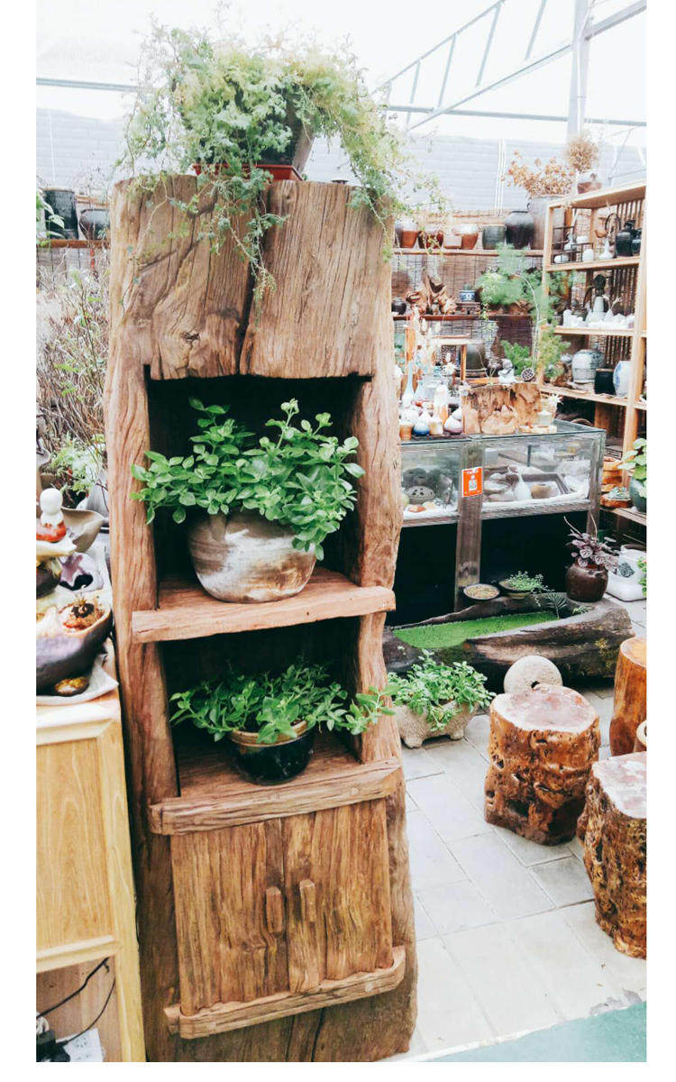 Solid wood bookcase bookshelf indoor log rack Chinese retro folk tea cabinet tea room home special-shaped storage cabinet