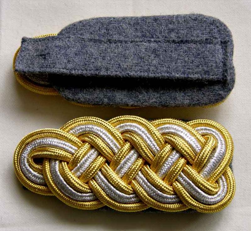 Original Pint Wind Van Deutsche Grey Bottom Wire Weave to weave the official shoulder chapters Indian silk Woven Shoulders Chapters