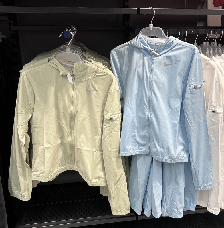 Authentic Nike Women's Upf40+ Lightweight Water-Repellent Breathable Sun Protection Hooded Jacket Dh1991-442