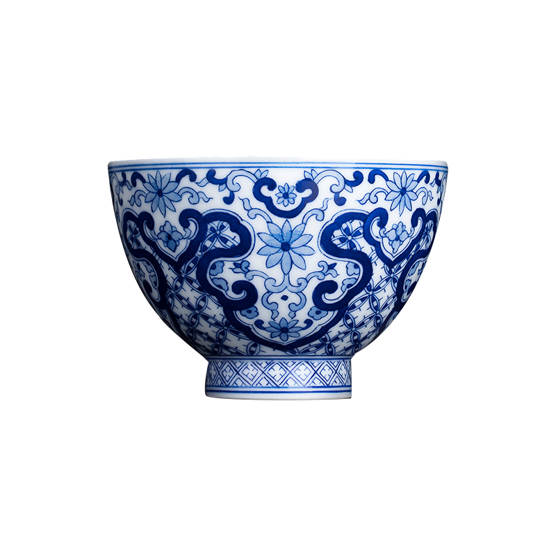 Ceramic sample tea cup bowl jingdezhen blue and white kung fu masters cup hand - made teacup archaize ruyi lotus flower