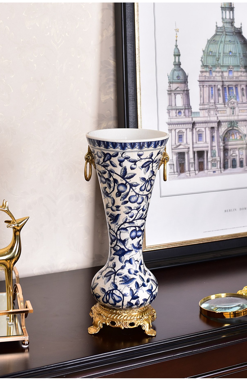 New Chinese style restoring ancient ways furnishing articles household adornment blue and white porcelain ceramic vase with copper sitting room porch dry flower arranging flowers