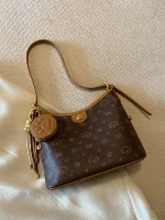 Постер, предпродажа