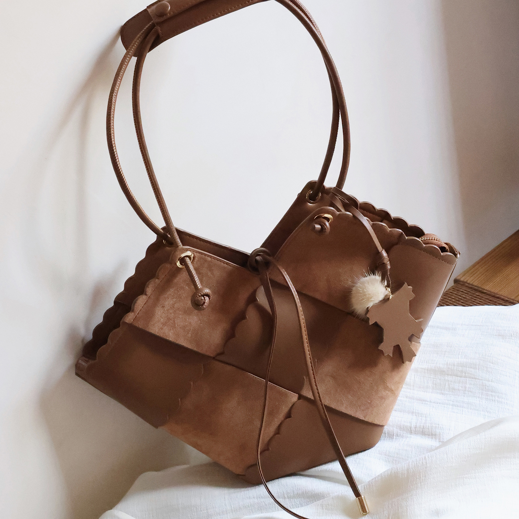 South Wind Chio2nd Knight's heart Geometric knife woven bag female autumn small designer shoulder bag