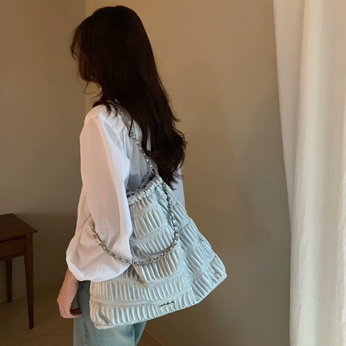 Сумка на одно плечо, вместительная и большая цепь