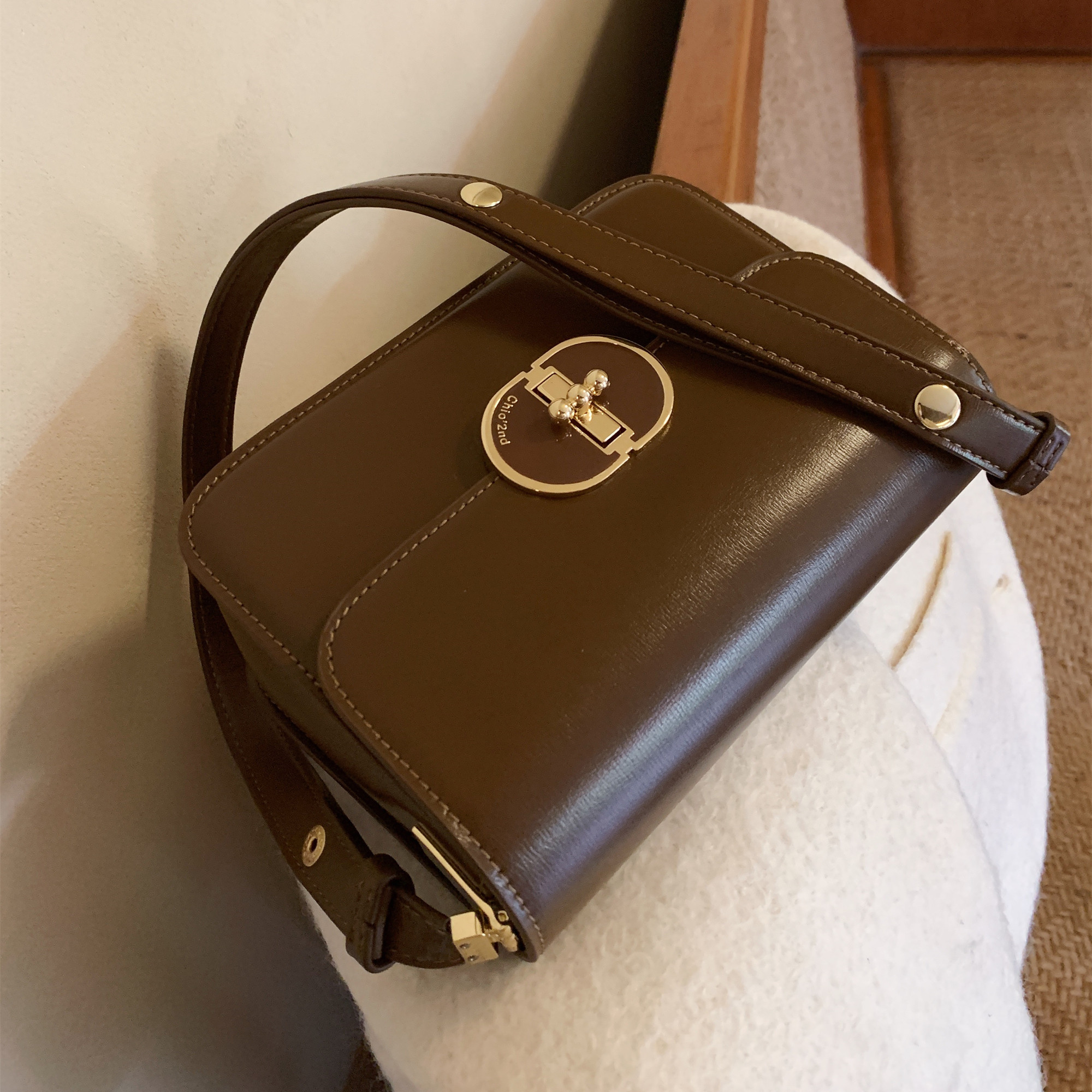 South Wind Chio2nd Caramel Cubes Underarmpit Bag Woman 2023 retro high texture niche shoulder slope bag bag