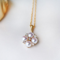 Yujia Xiaohua Diamond 18K Gold Clover Pendant Japanese Brilliance Akoya Natural Seawater Pearl