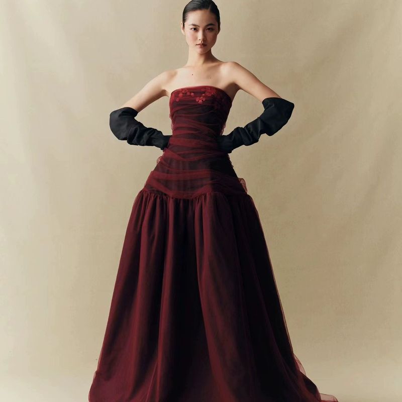 Tube Top Toast Dress Bride Classy Elegant Banquet Host Red Dress Classy Accessible Luxury Engagement Dress