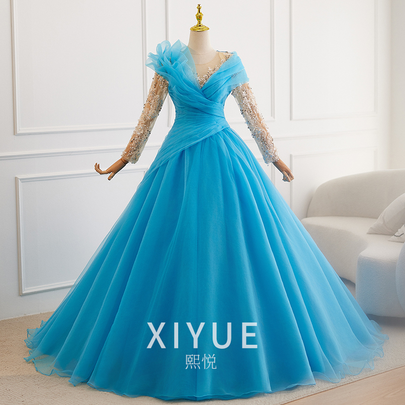 High-End Performance Attire for Female Vocalists and Hostesses: Classical Singing, Solo Singing, Stage Performance, Guzheng Performance, Evening Dress