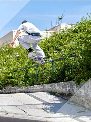 Extreme Commune Skateboard Junior Four Wheel Double Skate Brush Street Professional Stunt JUSTICE Boiling Boiling Skateboard