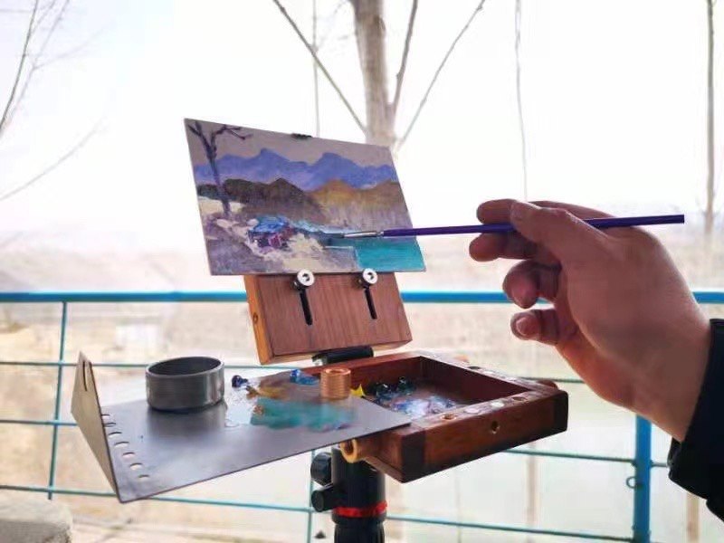 Wooden multi-functional portable solid wood painting box palm treasure hand-held oil painting box can carry 2 10*10 oil painting boards