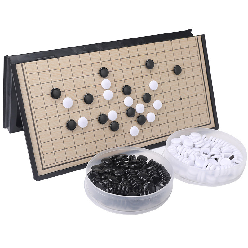 Children's magnetic Go suit students beginner five chess adult black and white pawn portable folding chess