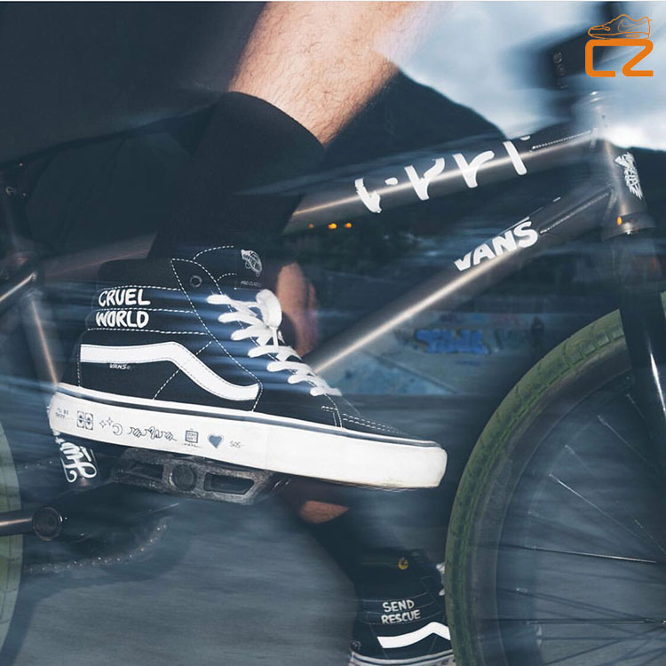 Giày tăng trưởng vans sùng bái sk8pro mẫu màu đen và trắng chung mẫu cổ điển nam và nữ giày vải cao giày sneaker nữ chính hãng