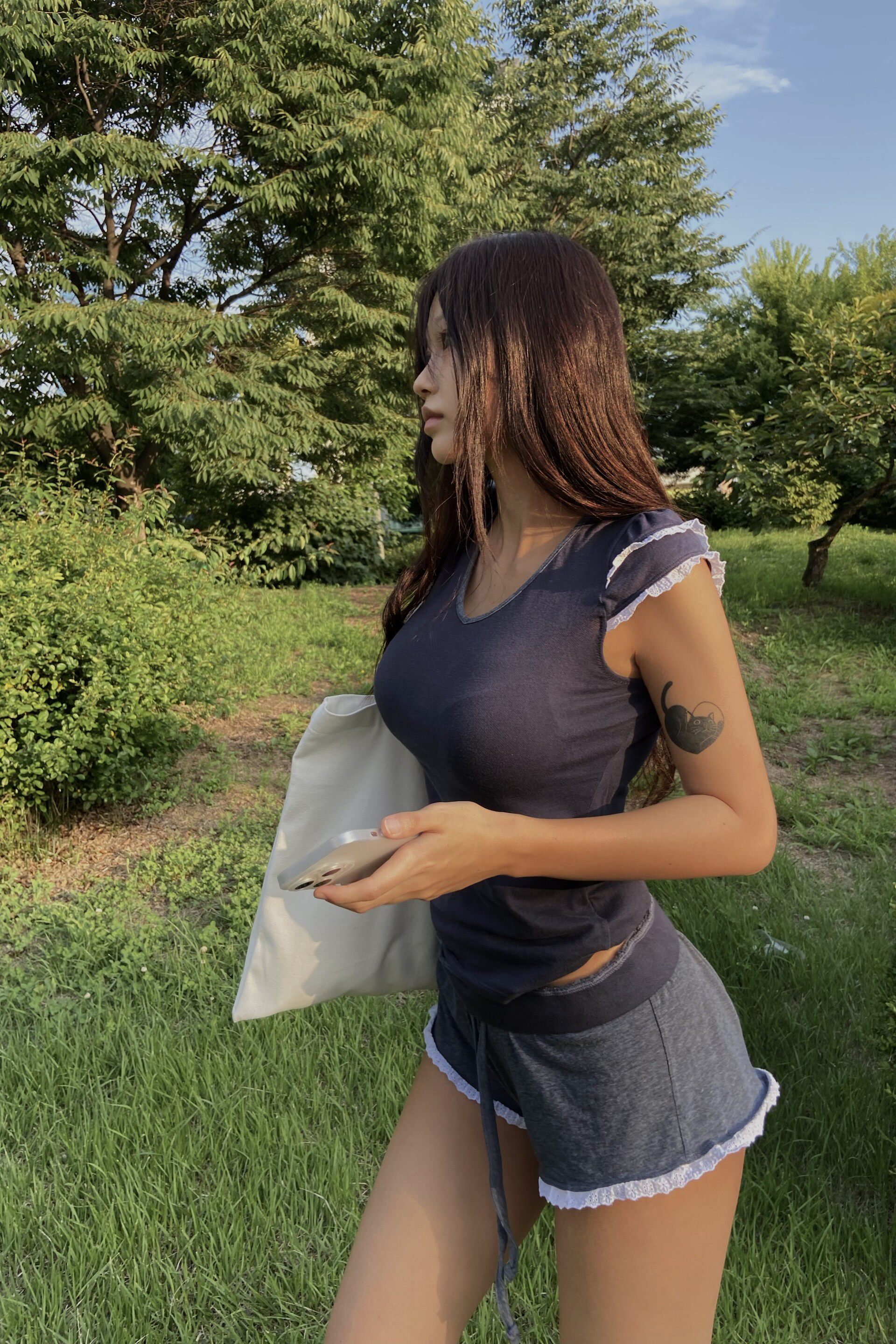 Дизайнерская кружевная короткая футболка с коротким рукавом, шорты, штаны, комплект, кружевное платье для девушки 