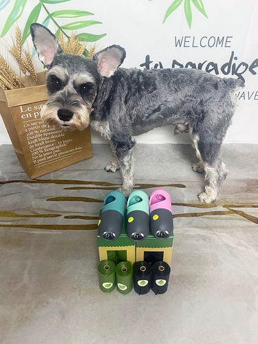 Распределение пакета домашних животных деградировано может ухудшить пакет для мусора для собак.