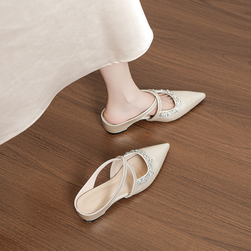Beautiful French-Style Closed-Toe Mules for Women, Summer Height-Increasing 5cm Rhinestone Mules, Pointed-Toe High-Heeled Elegant Sandals Beautiful French-Style Closed-Toe Mules for Women, Summer Height-Increasing 5cm Rhinestone Mules, Pointed-Toe High-Heeled Elegant Sandals