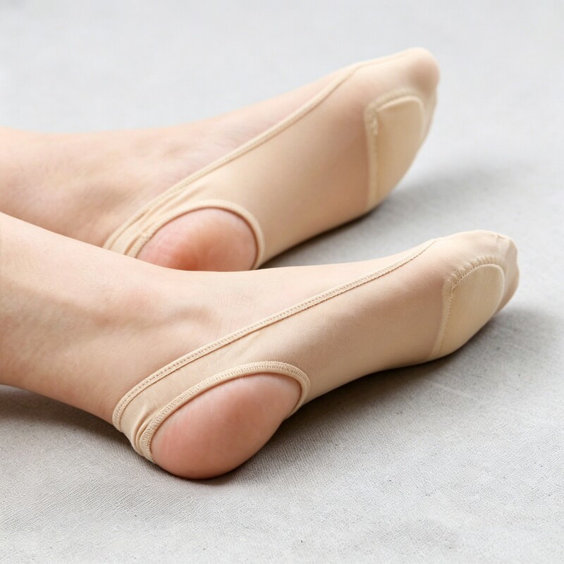 Japanese Single-Sole Shoes with Ultra-Shallow Invisible Socks and Sponge Pads to Relieve Foot Pressure, Very Soft and Comfortable Japanese Single-Sole Shoes with Ultra-Shallow Invisible Socks and Sponge Pads to Relieve Foot Pressure, Very Soft and Comfortable