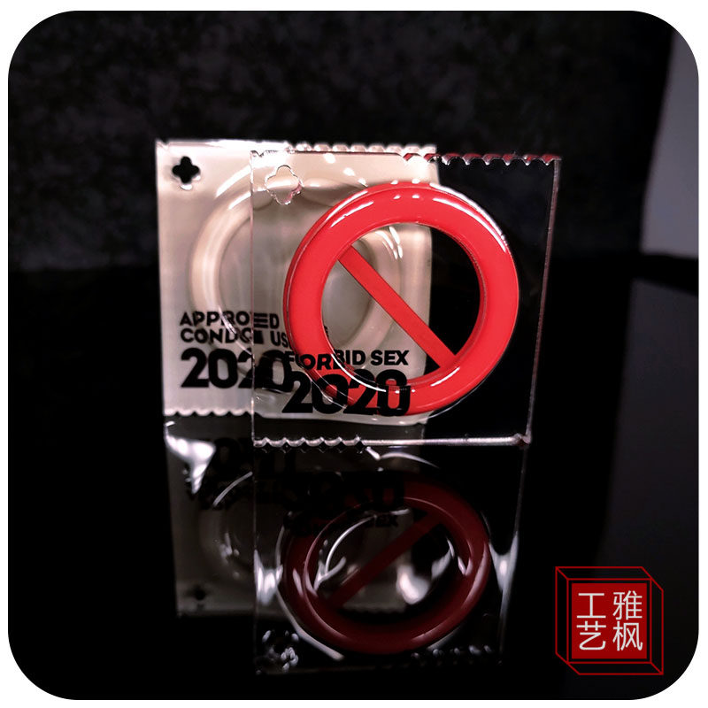 Customized double-sided acrylic key chain three-dimensional relief cartoon animation star couple photos small batch customization