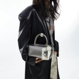 Dirtysix Оригинальная маленькая башня Churroscase Bag Cowhide 嘭嘭 Small Messenger Square Bag