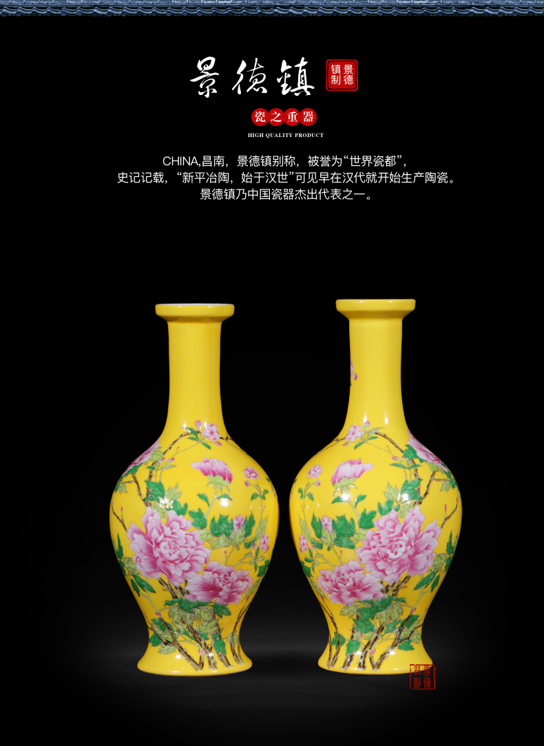 Jingdezhen porcelain enamel decorated by hand open with a silver spoon in its ehrs expressions using vase mesa of modern Chinese style household act the role ofing is tasted furnishing articles in the living room