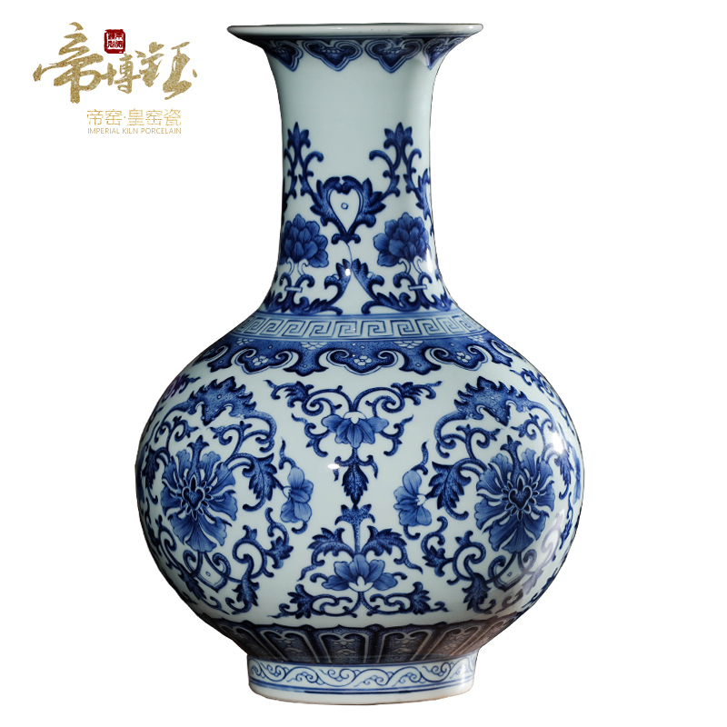 Imitation the qing qianlong vase of blue and white porcelain of jingdezhen ceramics furnishing articles inserted new Chinese style porch decoration, flower decoration