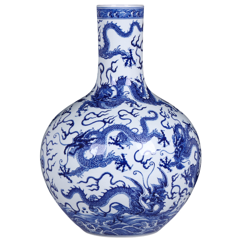 Jingdezhen ceramics imitation qianlong antique blue and white porcelain vases, flower arrangement dragon Chinese style living room is placed in the day