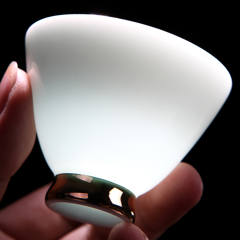 Hand-painted gold tea cup tea cup Simple ceramic Kung Fu tea set Modern white porcelain single cup Stroke tea cup