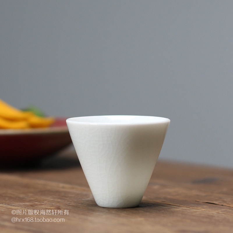 Retro White Yu Ru kiln Jingde Town Pure White Tea Bowl Pick Cup opened Yceramic Kung fu tea set