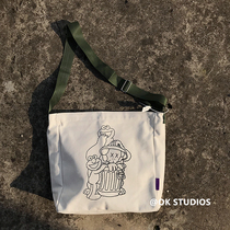 OK Ball Ball is a cat with the same original Japanese italics Oblique Satchel Cloth Bag Oversized and Single Shoulder Bag bag Han