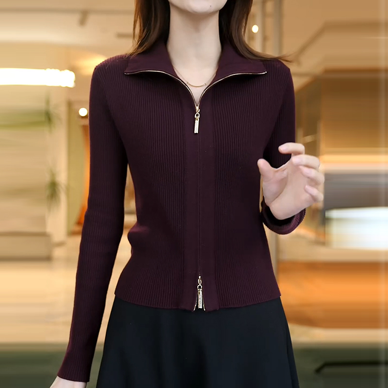 2025 Women's Autumn and Winter Hot-Selling Cardigan, Same Style as Internet Celebrities, 100% Pure Wool Sweater, Slim-Fit, Stylish Base Layer Cardigan Top
