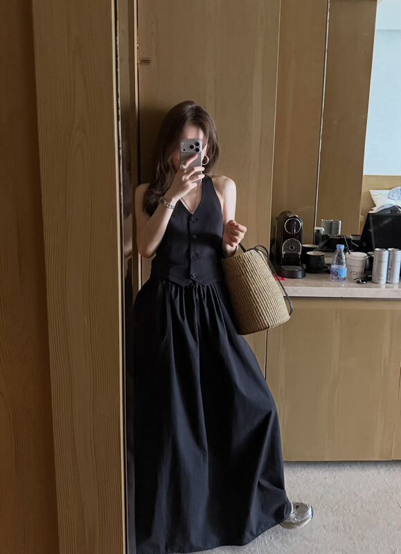 Lacher's New Summer Dress, Long Backless Dress, High-End and Elegant, Slimming Sleeveless Halter Neck Long Dress