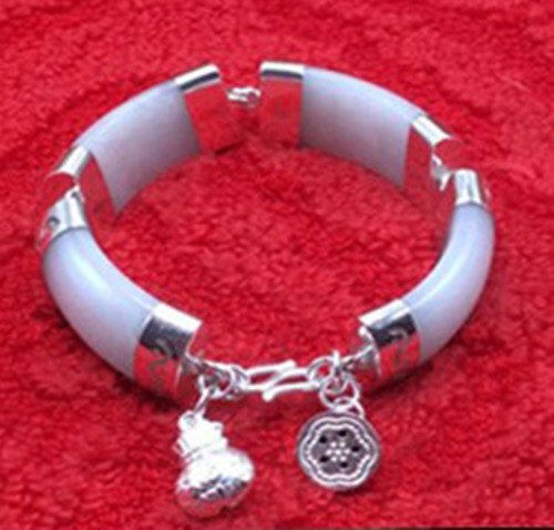 Broken jade repair broken jade bracelet repair broken jade bracelet