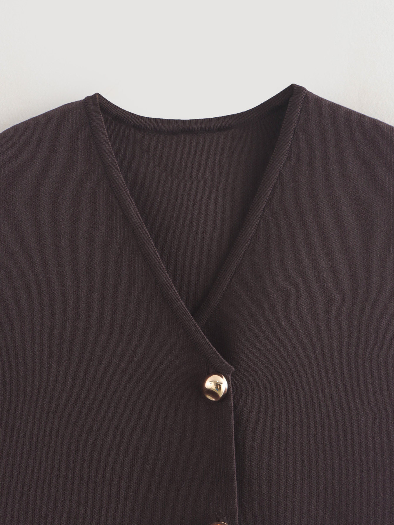 Женская жилетка kaslead 新款 女装 欧美风时尚简约金色纽扣饰针织背心式上衣