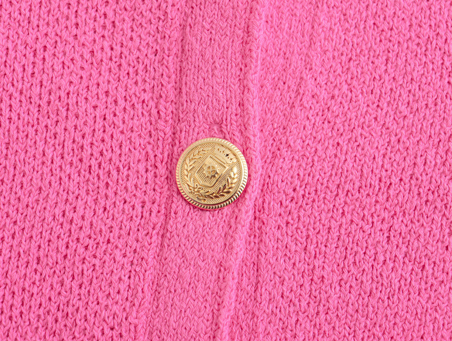 2024春款必入| 桃红色外套KASLEAD让你秒变街头时尚达人！_外套_淘宝服装网