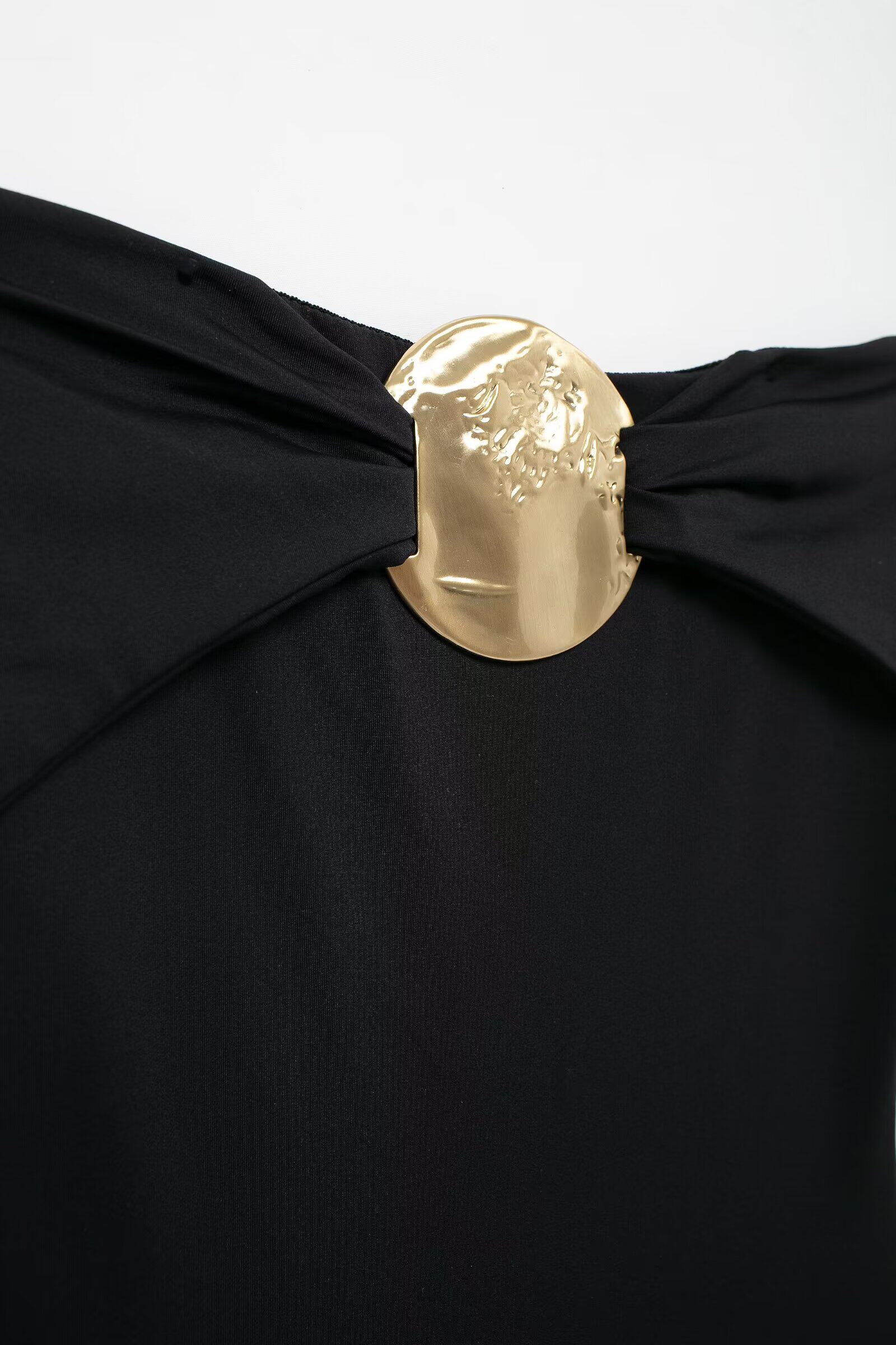 Боди/брюки kaslead 新款 女装 欧美风时尚金属饰一字领黑色泳衣 0167216