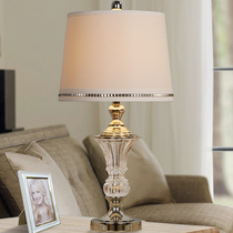 Simple modern light luxury European crystal lamp Bedroom bedside table lamp Nordic creative warm American household living room