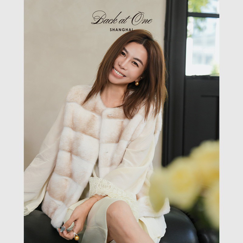 Backatone “Floating Cloud Milk Cap” Beige Natural Fur High-End Mink Vest Jacket for Women Backatone “Floating Cloud Milk Cap” Beige Natural Fur High-End Mink Vest Jacket for Women
