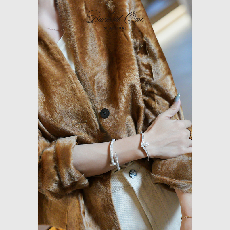 Backatone "Nomadic Diary/Soft Mist Caramel" High-Quality Texture Small Lake Sheep New Brown Top Jacket for Women