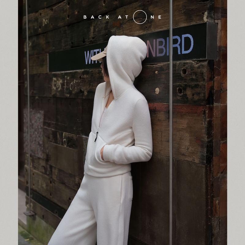 Backatone “Boarding Set” Fleece Minimalist Casual Versatile Loose Sweatshirt and Pants Set for Women